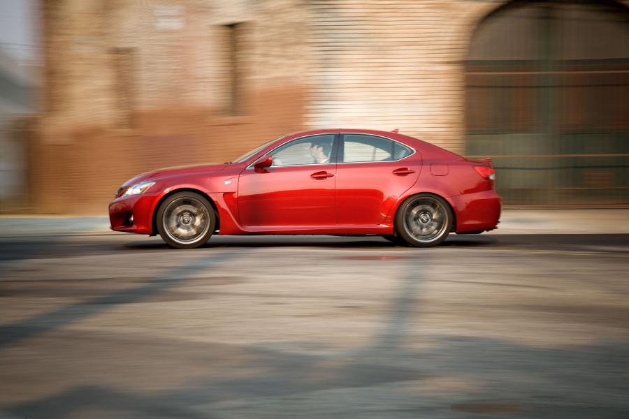  Lexus IS-F 2012 года  (фото 13 из 19)